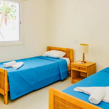 Katerina: Coral Bay, Laourou Beach Pégeia